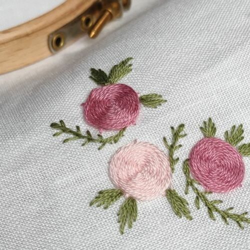 Des cours de broderie aux Pointilleuses à Pau!