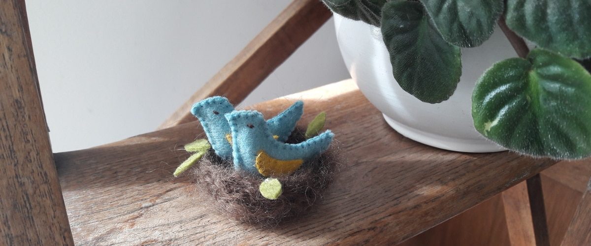 Pique & Colegram célèbre le printemps et vous propose un kit DIY de saison : Les oiseaux dans le nid